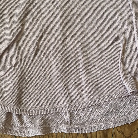 Urban Outfitters - Picture 4 of 8